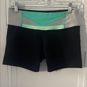 Lululemon Black and Teal Athletic 5” Shorts